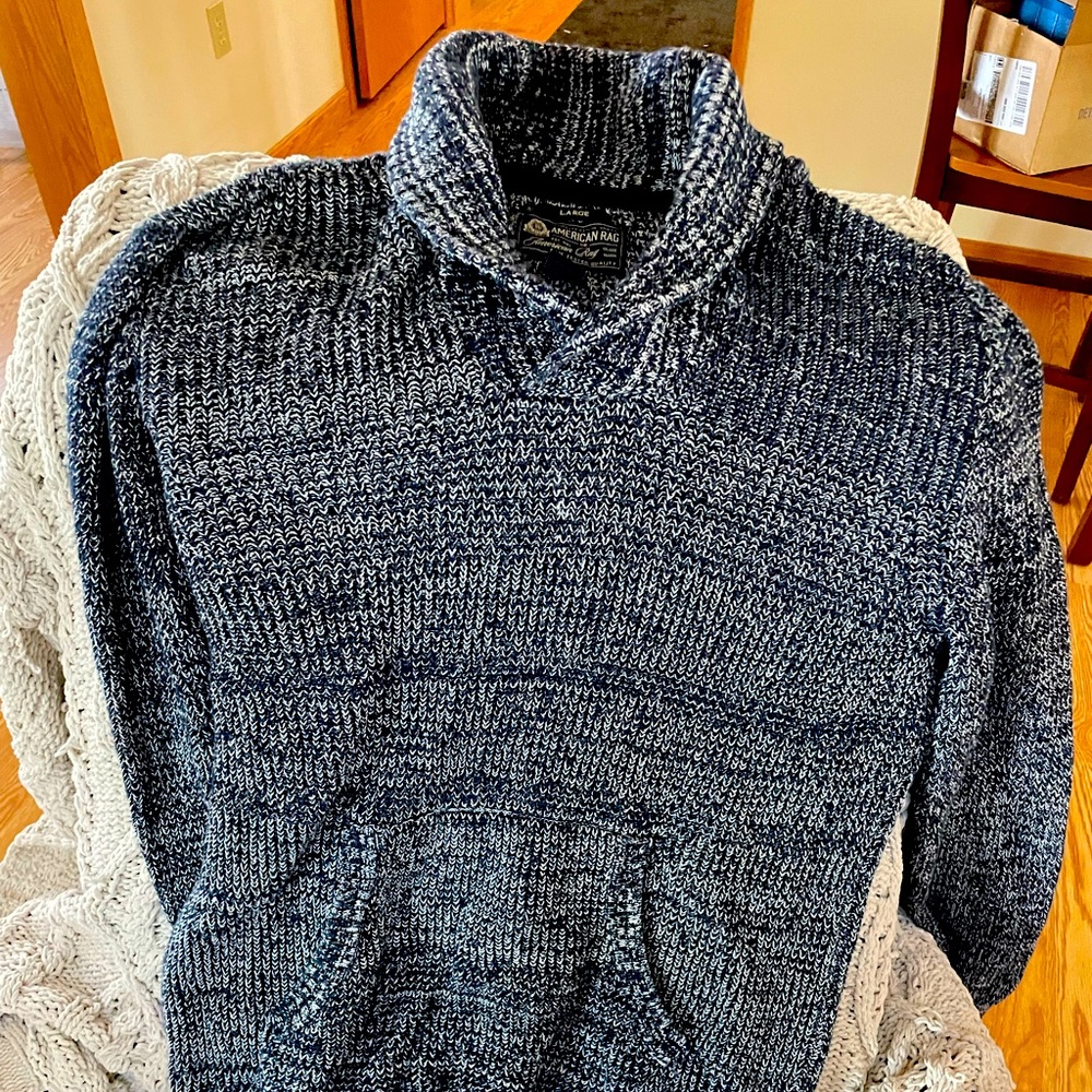 Men’s shawl collar sweater